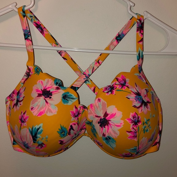 Shade & Shore Other - Bright Bikini Top